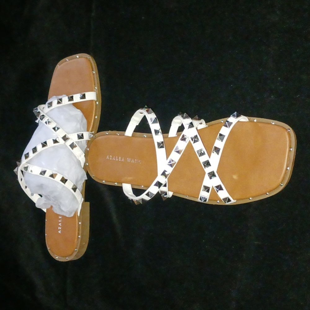 Xfer-Callie Lives: Azalea Wang White Studded Sandals sz 8 - Picture 6 of 6